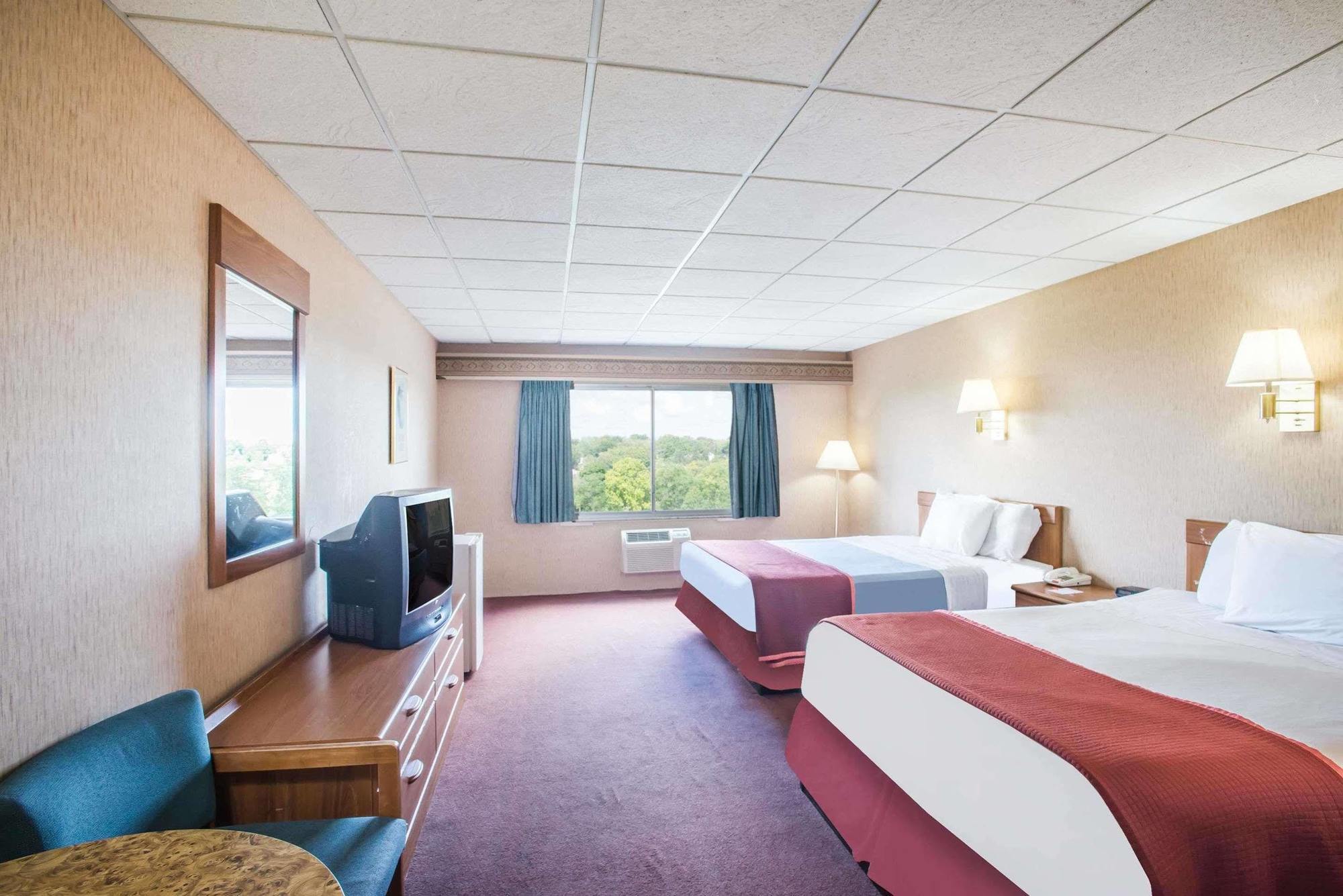 The Niagara Inn Ниагара-Фолс Экстерьер фото